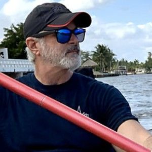 Meet your Posher, Eric